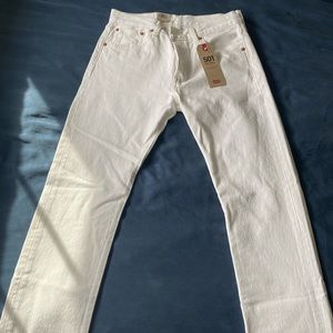 Woman’s Levi 501